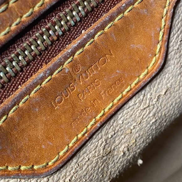 Authentic Vintage Louis Vuitton Bucket Bag - Picture 11 of 15